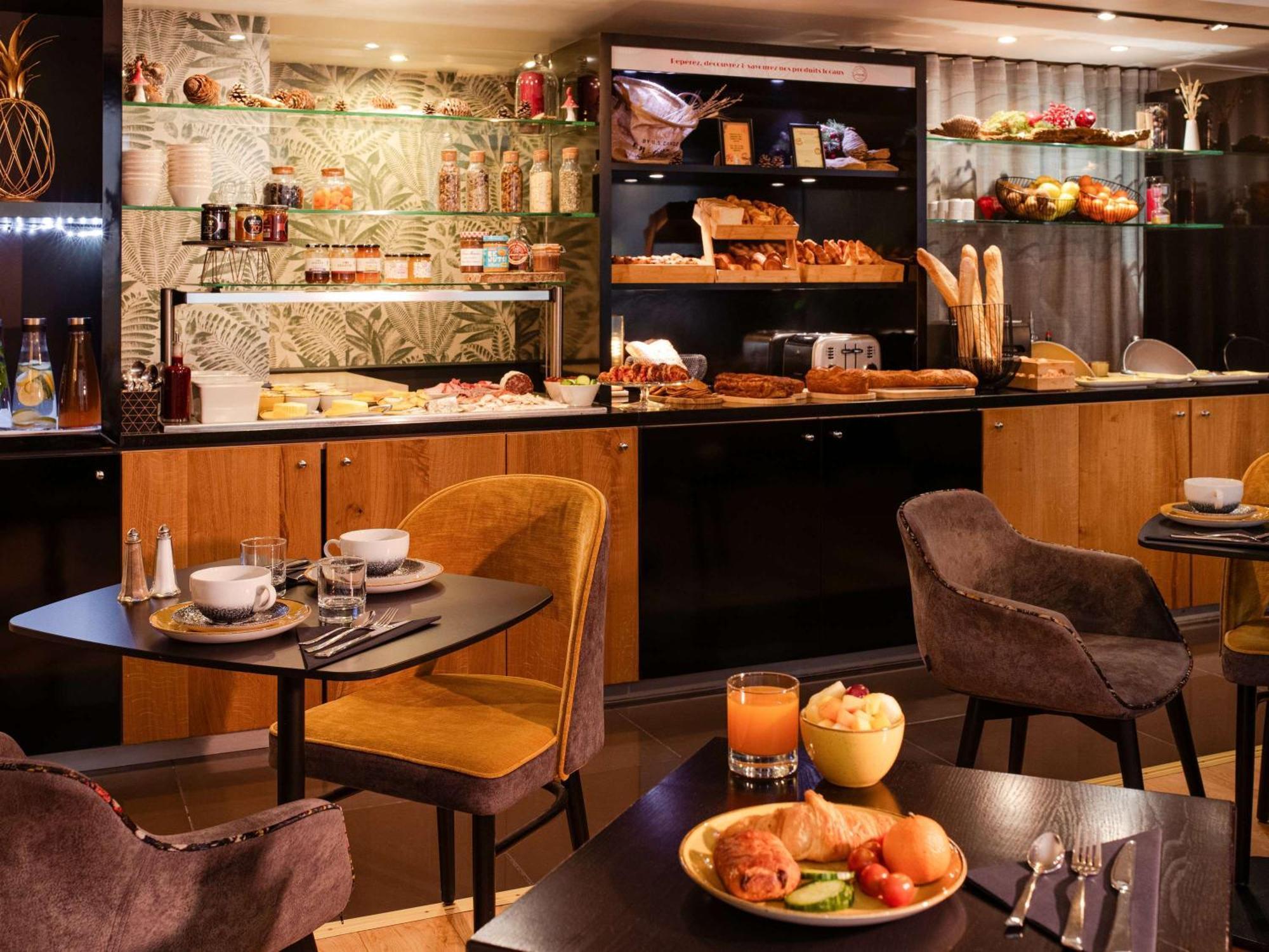Hotel Mercure Centre Plaza Republique