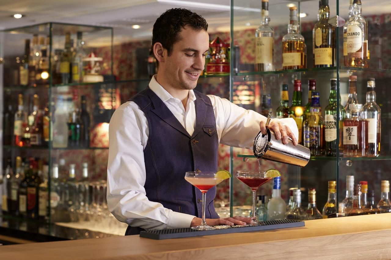 Hotel Mercure Centre Plaza Republique 4*